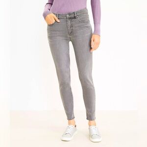 LOFT The Skinny Gray Wash High Waist Crop Jeans 27